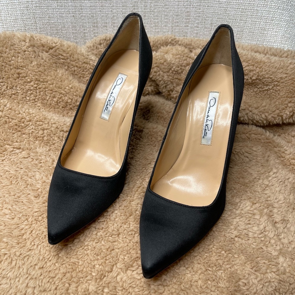 Oscar Dela Renta Black Satin Heels Pump Shoes Women Size 36.5 Made in Italy